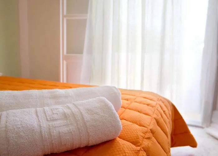 Athena 3* Chora (Ios)